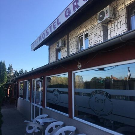 Hostel Grof Mrčajevci Kültér fotó