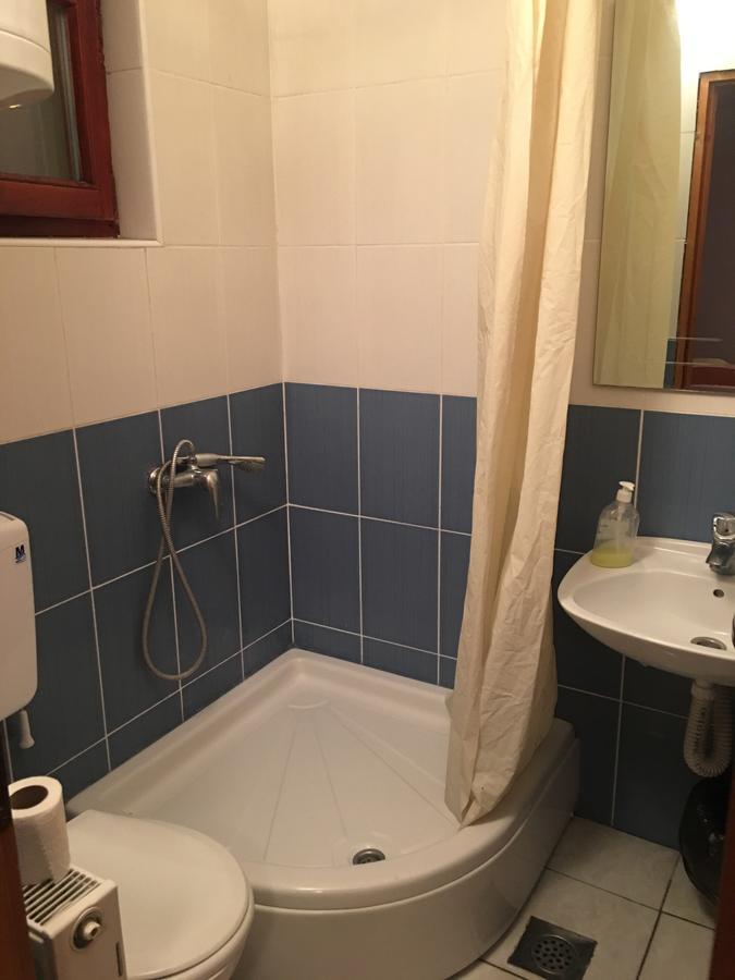 Hostel Grof Mrčajevci Kültér fotó